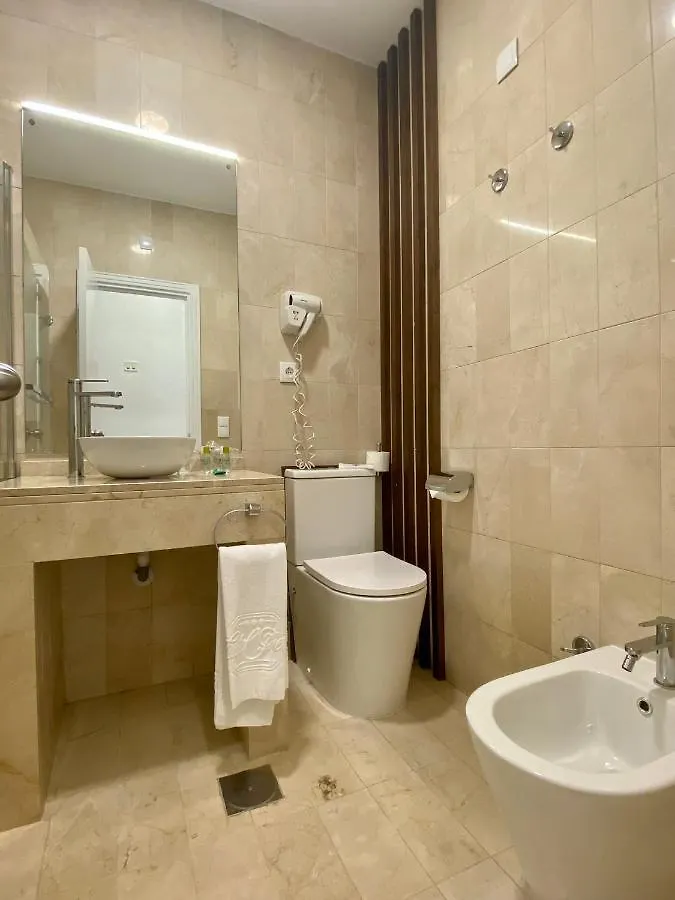 ***  Hotel Derby Sevilla Spanien